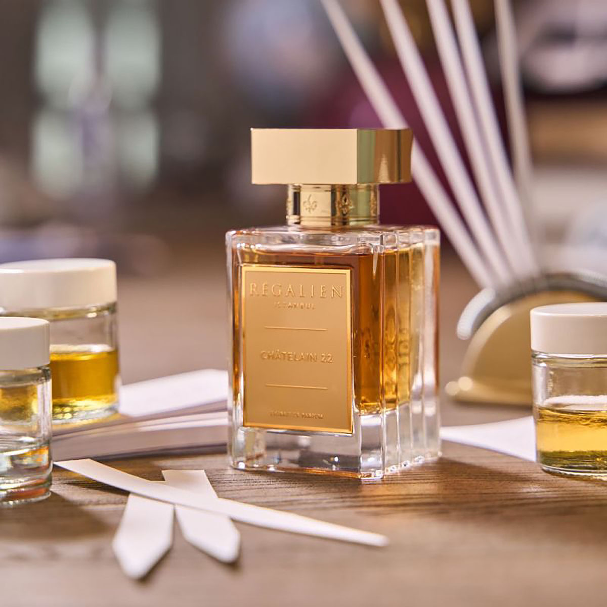 RÉGALIEN Châtelain 22 Extrait de Parfum Spray 80ml