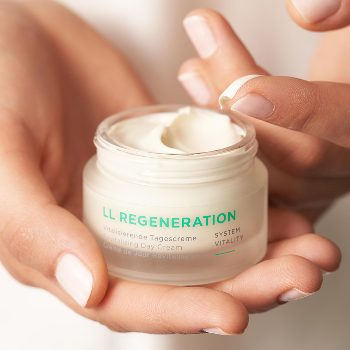 ANNEMARIE BÖRLIND LL REGENERATION Vitalisierende Tagescreme 50ml
